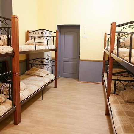 Night & Day Hostel Kiev Eksteriør bilde