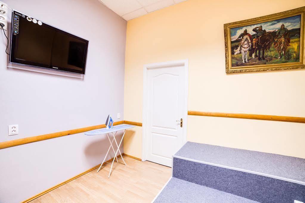 Night & Day Hostel Kiev Eksteriør bilde