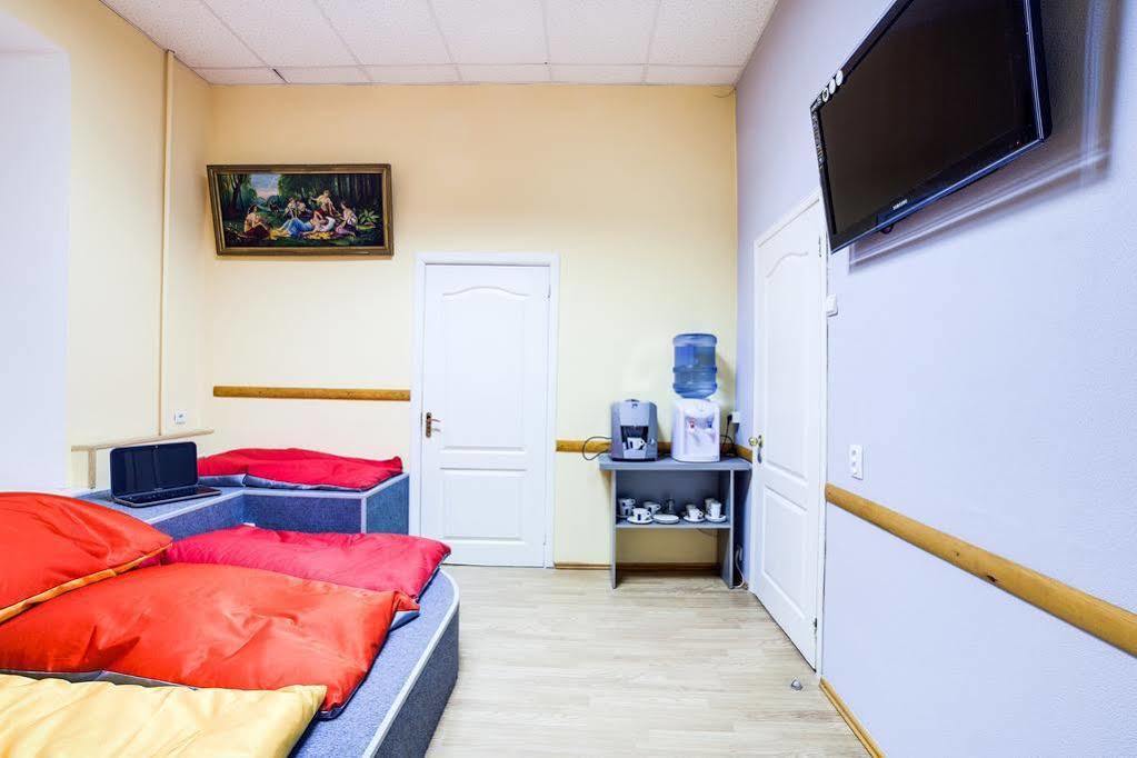 Night & Day Hostel Kiev Eksteriør bilde