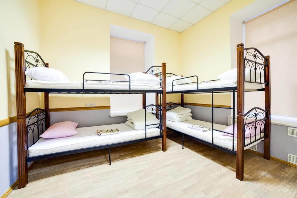 Night & Day Hostel Kiev Eksteriør bilde