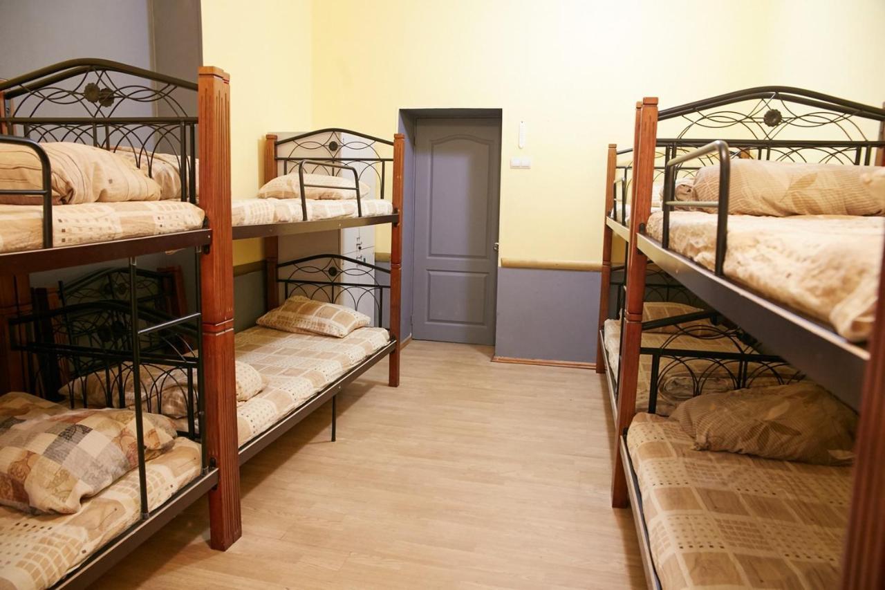 Night & Day Hostel Kiev Eksteriør bilde