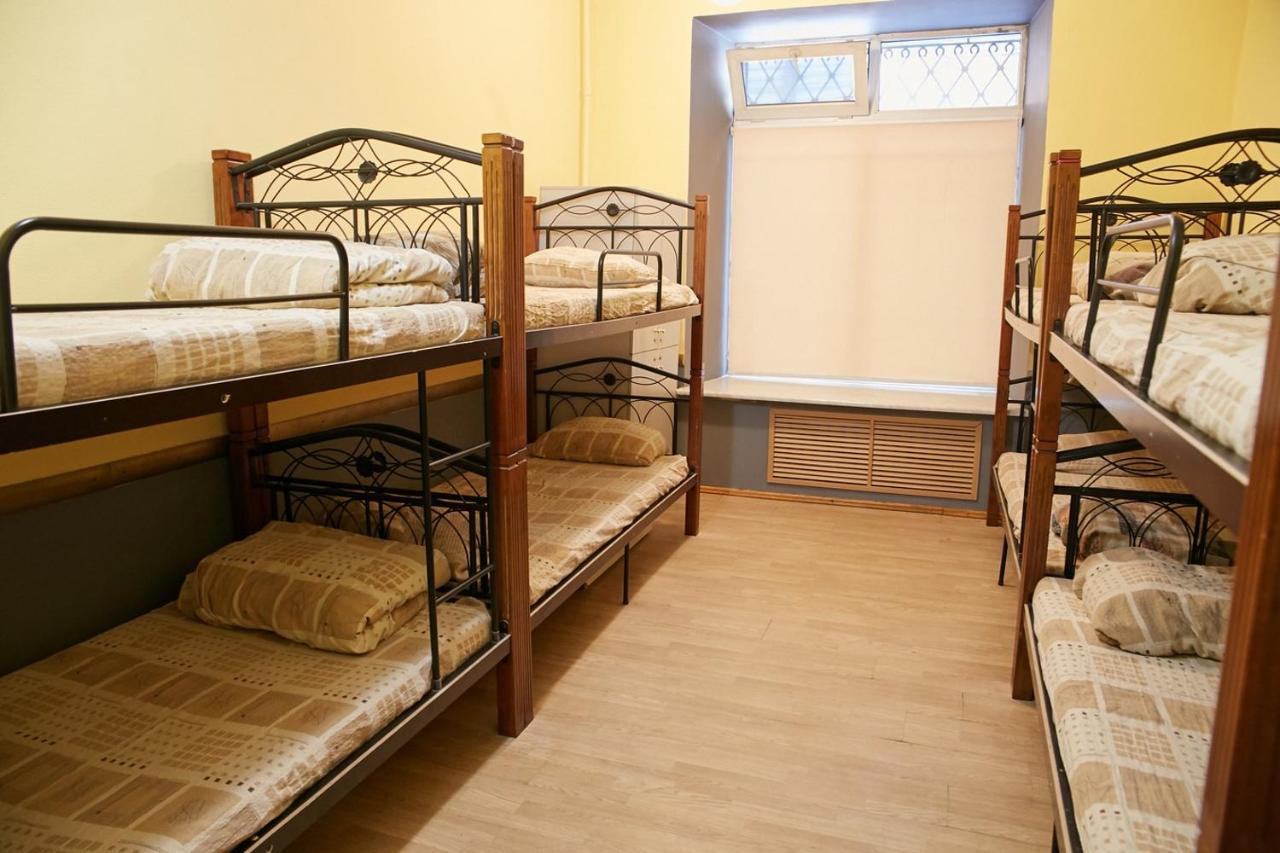 Night & Day Hostel Kiev Eksteriør bilde