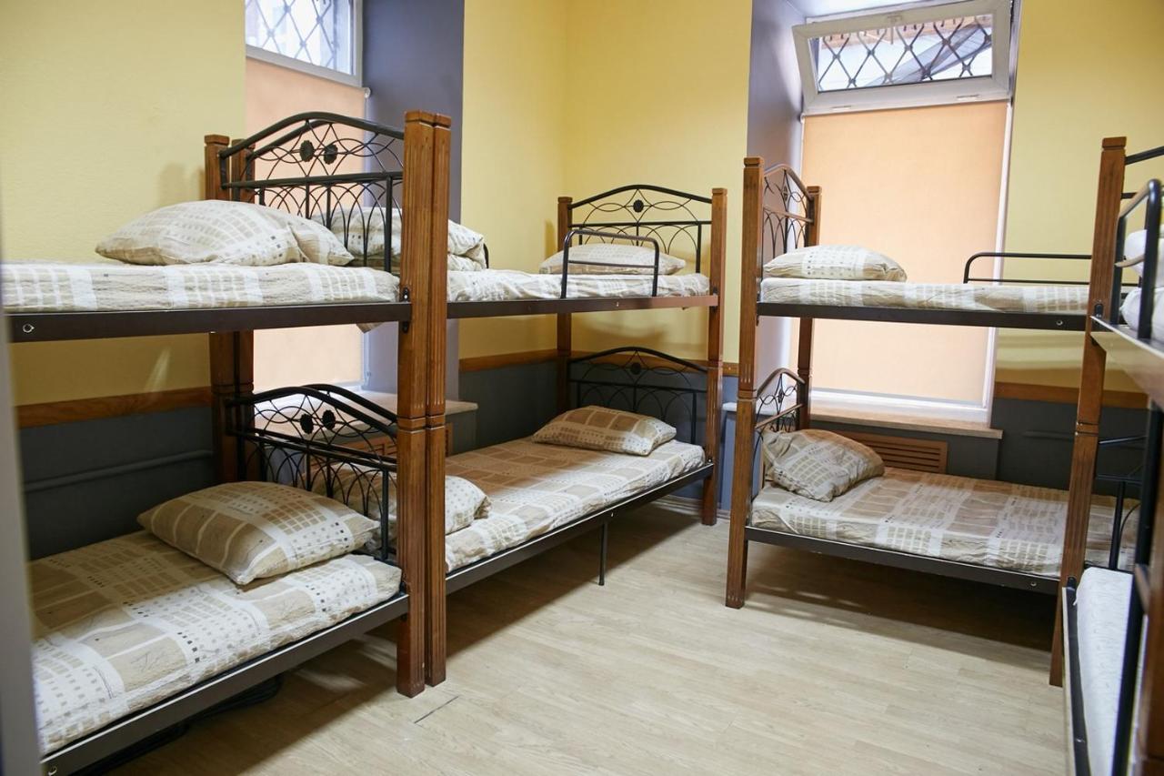 Night & Day Hostel Kiev Eksteriør bilde